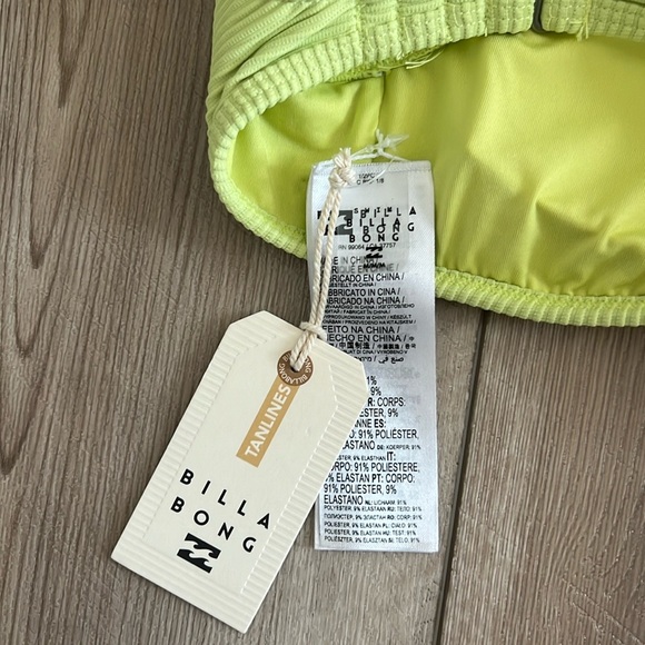 NWT - Billabong - Ava Bikini Top - Picture 3 of 4